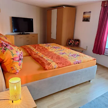 Grosszuegiges Mit Blick Zum Park Inkl Klimaanlage Appartement